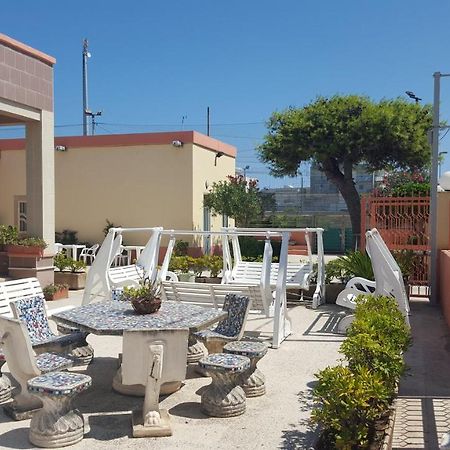 Hotel Mare Pineta Bari Esterno foto