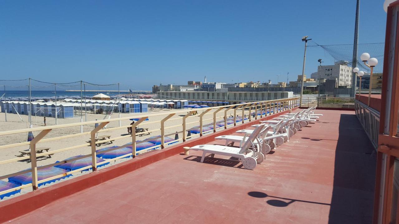 Hotel Mare Pineta Bari Esterno foto
